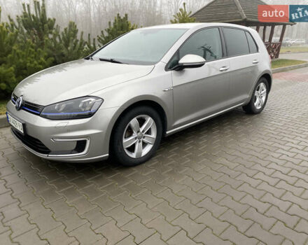 Серый Фольксваген e-Golf, объемом двигателя 0 л и пробегом 110 тыс. км за 8800 $, фото 19 на Automoto.ua