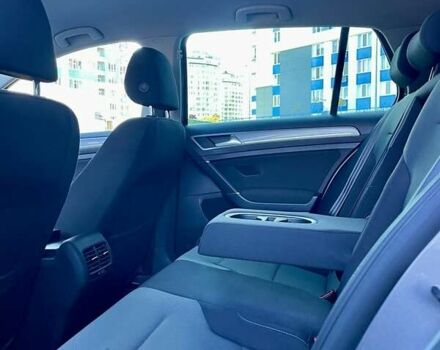 Серый Фольксваген e-Golf, объемом двигателя 0 л и пробегом 119 тыс. км за 10700 $, фото 53 на Automoto.ua