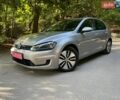 Серый Фольксваген e-Golf, объемом двигателя 0 л и пробегом 104 тыс. км за 9988 $, фото 35 на Automoto.ua