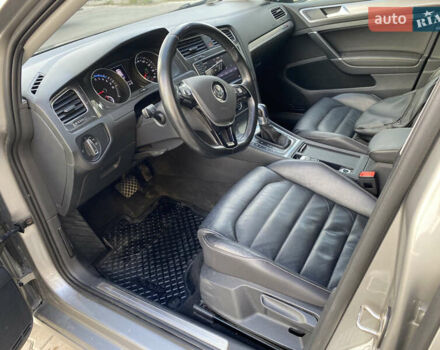 Серый Фольксваген e-Golf, объемом двигателя 0 л и пробегом 148 тыс. км за 9799 $, фото 10 на Automoto.ua