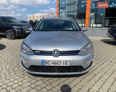 Серый Фольксваген e-Golf, объемом двигателя 0 л и пробегом 115 тыс. км за 8500 $, фото 1 на Automoto.ua