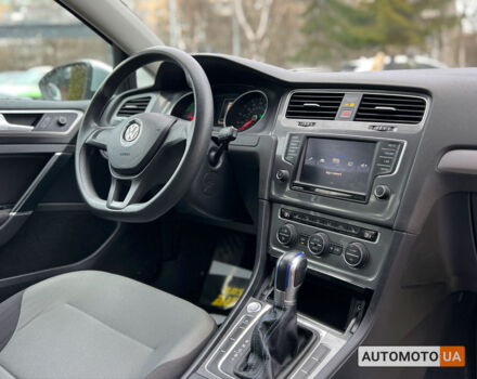 Сірий Фольксваген e-Golf, об'ємом двигуна 24 л та пробігом 107 тис. км за 9900 $, фото 9 на Automoto.ua