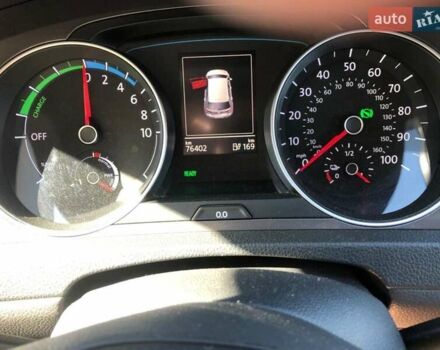 Серый Фольксваген e-Golf, объемом двигателя 0 л и пробегом 77 тыс. км за 8700 $, фото 20 на Automoto.ua
