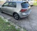 Серый Фольксваген e-Golf, объемом двигателя 0 л и пробегом 70 тыс. км за 13400 $, фото 18 на Automoto.ua