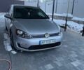 Серый Фольксваген e-Golf, объемом двигателя 0 л и пробегом 132 тыс. км за 8500 $, фото 5 на Automoto.ua