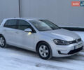 Серый Фольксваген e-Golf, объемом двигателя 0 л и пробегом 90 тыс. км за 8700 $, фото 6 на Automoto.ua