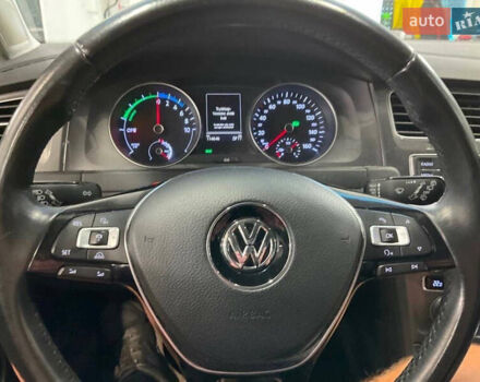 Серый Фольксваген e-Golf, объемом двигателя 0 л и пробегом 114 тыс. км за 8999 $, фото 8 на Automoto.ua