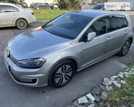 Серый Фольксваген e-Golf, объемом двигателя 0 л и пробегом 70 тыс. км за 13400 $, фото 20 на Automoto.ua