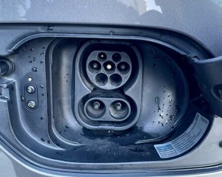 Серый Фольксваген e-Golf, объемом двигателя 0 л и пробегом 119 тыс. км за 10700 $, фото 17 на Automoto.ua