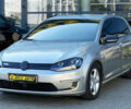 Серый Фольксваген e-Golf, объемом двигателя 24 л и пробегом 122 тыс. км за 10400 $, фото 2 на Automoto.ua