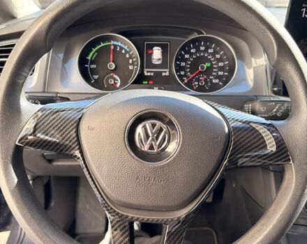 Серый Фольксваген e-Golf, объемом двигателя 0 л и пробегом 165 тыс. км за 8800 $, фото 19 на Automoto.ua