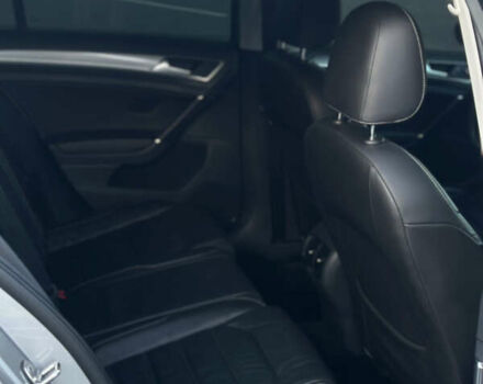 Серый Фольксваген e-Golf, объемом двигателя 0 л и пробегом 159 тыс. км за 9000 $, фото 18 на Automoto.ua