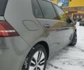 Серый Фольксваген e-Golf, объемом двигателя 0 л и пробегом 66 тыс. км за 14200 $, фото 5 на Automoto.ua