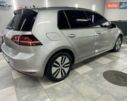 Сірий Фольксваген e-Golf, об'ємом двигуна 0 л та пробігом 99 тис. км за 9500 $, фото 6 на Automoto.ua