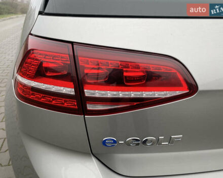 Серый Фольксваген e-Golf, объемом двигателя 0 л и пробегом 110 тыс. км за 8800 $, фото 12 на Automoto.ua