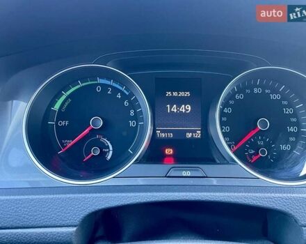 Серый Фольксваген e-Golf, объемом двигателя 0 л и пробегом 119 тыс. км за 10700 $, фото 27 на Automoto.ua