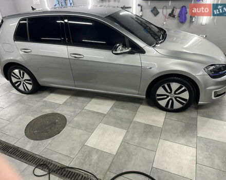 Сірий Фольксваген e-Golf, об'ємом двигуна 0 л та пробігом 99 тис. км за 9500 $, фото 5 на Automoto.ua