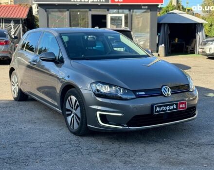 Серый Фольксваген e-Golf, объемом двигателя 0 л и пробегом 72 тыс. км за 11390 $, фото 2 на Automoto.ua
