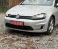 Серый Фольксваген e-Golf, объемом двигателя 0 л и пробегом 120 тыс. км за 7999 $, фото 4 на Automoto.ua