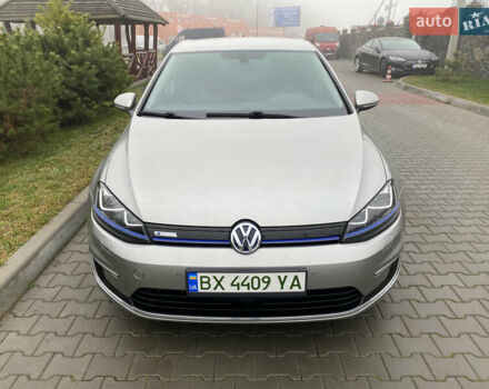 Серый Фольксваген e-Golf, объемом двигателя 0 л и пробегом 110 тыс. км за 8800 $, фото 1 на Automoto.ua