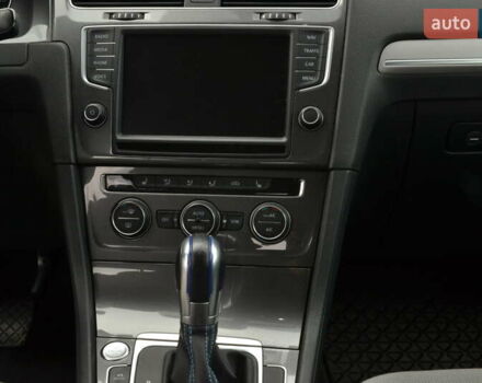 Сірий Фольксваген e-Golf, об'ємом двигуна 0 л та пробігом 117 тис. км за 8450 $, фото 21 на Automoto.ua