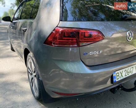 Серый Фольксваген e-Golf, объемом двигателя 0 л и пробегом 73 тыс. км за 8900 $, фото 10 на Automoto.ua