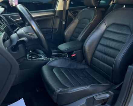 Серый Фольксваген e-Golf, объемом двигателя 24 л и пробегом 122 тыс. км за 10400 $, фото 6 на Automoto.ua