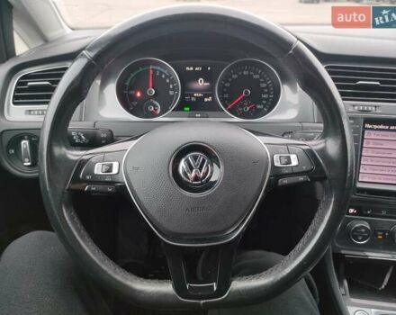 Сірий Фольксваген e-Golf, об'ємом двигуна 0 л та пробігом 117 тис. км за 8600 $, фото 27 на Automoto.ua