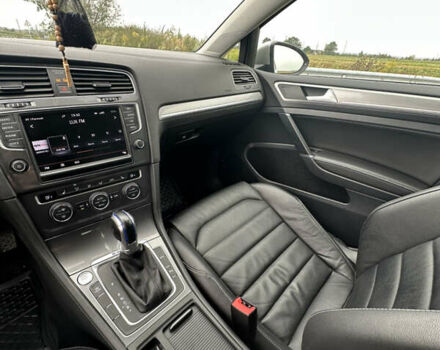 Серый Фольксваген e-Golf, объемом двигателя 0 л и пробегом 134 тыс. км за 9450 $, фото 13 на Automoto.ua