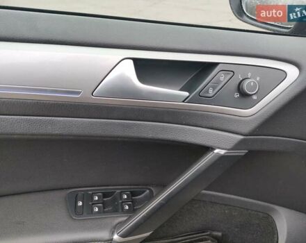 Сірий Фольксваген e-Golf, об'ємом двигуна 0 л та пробігом 117 тис. км за 8600 $, фото 33 на Automoto.ua
