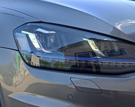 Серый Фольксваген e-Golf, объемом двигателя 0 л и пробегом 126 тыс. км за 9100 $, фото 2 на Automoto.ua