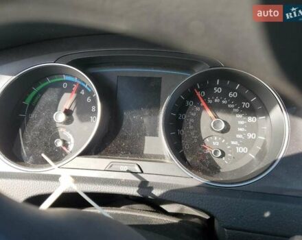 Серый Фольксваген e-Golf, объемом двигателя 0 л и пробегом 103 тыс. км за 6900 $, фото 17 на Automoto.ua