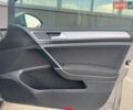 Серый Фольксваген e-Golf, объемом двигателя 0 л и пробегом 150 тыс. км за 8899 $, фото 20 на Automoto.ua