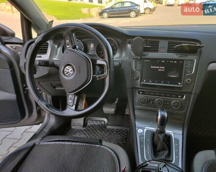 Серый Фольксваген e-Golf, объемом двигателя 0 л и пробегом 119 тыс. км за 9750 $, фото 4 на Automoto.ua