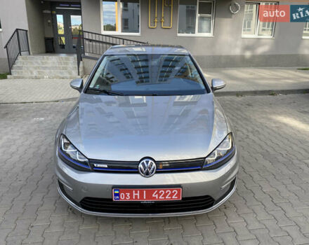 Серый Фольксваген e-Golf, объемом двигателя 0 л и пробегом 148 тыс. км за 9799 $, фото 5 на Automoto.ua