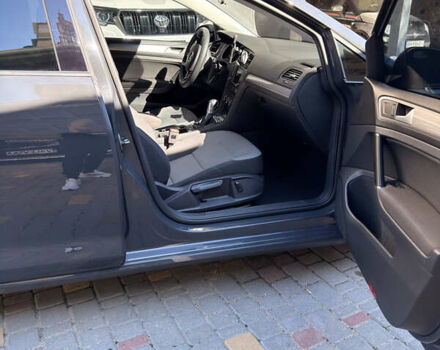 Серый Фольксваген e-Golf, объемом двигателя 0 л и пробегом 165 тыс. км за 8800 $, фото 12 на Automoto.ua