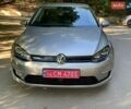 Серый Фольксваген e-Golf, объемом двигателя 0 л и пробегом 104 тыс. км за 9988 $, фото 1 на Automoto.ua