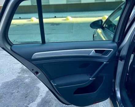Серый Фольксваген e-Golf, объемом двигателя 0 л и пробегом 119 тыс. км за 10700 $, фото 51 на Automoto.ua