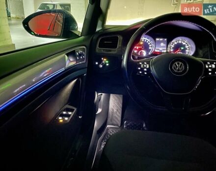 Серый Фольксваген e-Golf, объемом двигателя 0 л и пробегом 119 тыс. км за 10700 $, фото 62 на Automoto.ua