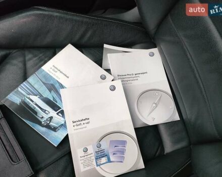Сірий Фольксваген e-Golf, об'ємом двигуна 0 л та пробігом 117 тис. км за 8600 $, фото 42 на Automoto.ua