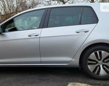 Серый Фольксваген e-Golf, объемом двигателя 0 л и пробегом 133 тыс. км за 9200 $, фото 7 на Automoto.ua