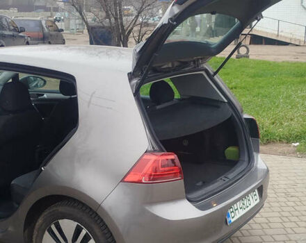 Сірий Фольксваген e-Golf, об'ємом двигуна 0 л та пробігом 104 тис. км за 9300 $, фото 4 на Automoto.ua
