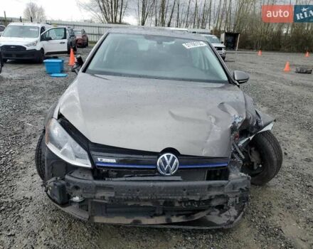 Серый Фольксваген e-Golf, объемом двигателя 0 л и пробегом 103 тыс. км за 6900 $, фото 13 на Automoto.ua
