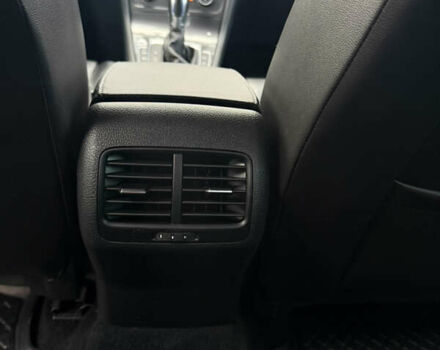 Серый Фольксваген e-Golf, объемом двигателя 0 л и пробегом 120 тыс. км за 7999 $, фото 36 на Automoto.ua