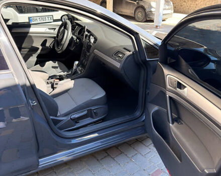Серый Фольксваген e-Golf, объемом двигателя 0 л и пробегом 165 тыс. км за 8800 $, фото 11 на Automoto.ua