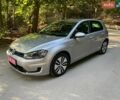 Серый Фольксваген e-Golf, объемом двигателя 0 л и пробегом 104 тыс. км за 9988 $, фото 1 на Automoto.ua