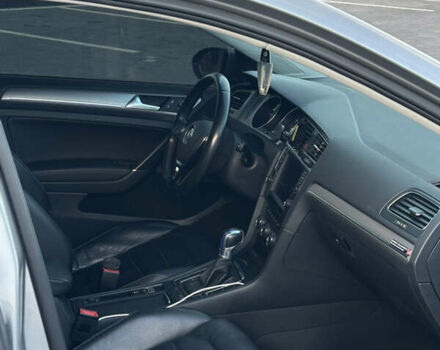 Серый Фольксваген e-Golf, объемом двигателя 0 л и пробегом 159 тыс. км за 9000 $, фото 19 на Automoto.ua