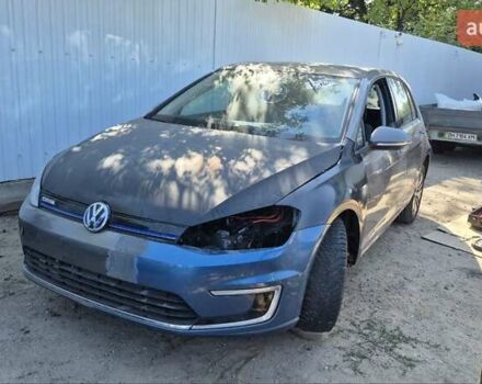 Серый Фольксваген e-Golf, объемом двигателя 0 л и пробегом 103 тыс. км за 6900 $, фото 2 на Automoto.ua