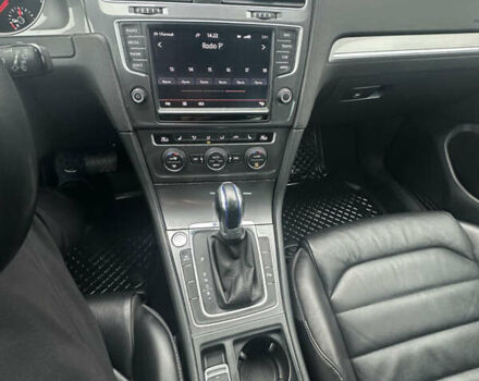 Сірий Фольксваген e-Golf, об'ємом двигуна 0 л та пробігом 136 тис. км за 9100 $, фото 12 на Automoto.ua