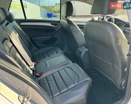 Серый Фольксваген e-Golf, объемом двигателя 0 л и пробегом 53 тыс. км за 11000 $, фото 9 на Automoto.ua